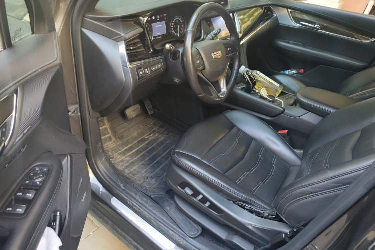 Used Cadillac XT6 2020 28T Six-Seater Four-Wheel-Drive Platinum Sport Edition Driver Seat