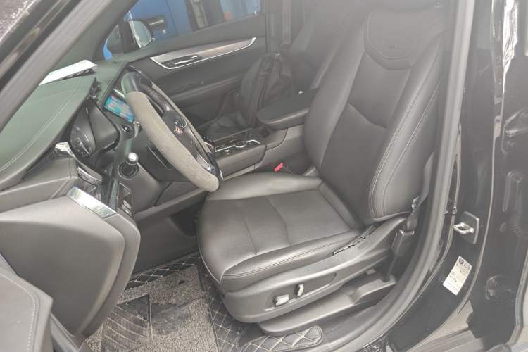 Used Cadillac XT6 2020 28T Seven-Seater Fashion Edition Left Front Seat