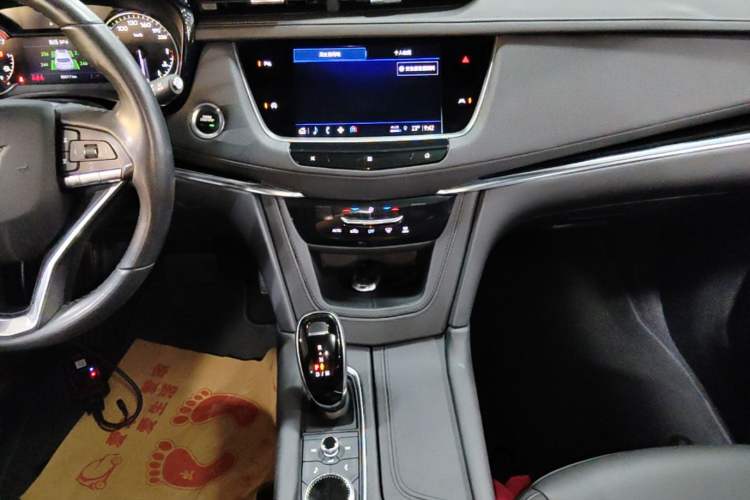 Used Cadillac XT6 2020 28T Seven-Seater Fashion Edition Audio And AC Panel