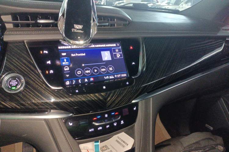 Used Cadillac XT6 2020 28T Six-Seater Four-Wheel-Drive Luxury Version Audio And AC Panel