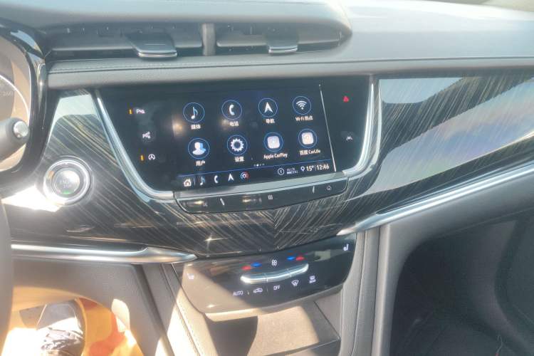 Used Cadillac XT6 2020 28T Six-Seater Four-Wheel-Drive Luxury Version Audio And AC Panel
