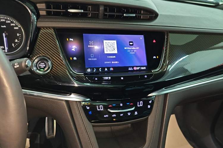 Used Cadillac XT6 2020 28T Six-Seater Four-Wheel-Drive Luxury Sport Vehicle Audio And AC Panel
