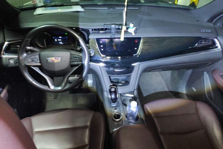 Used Cadillac XT6 2020 28T Seven-Seater Luxury Version Center Console