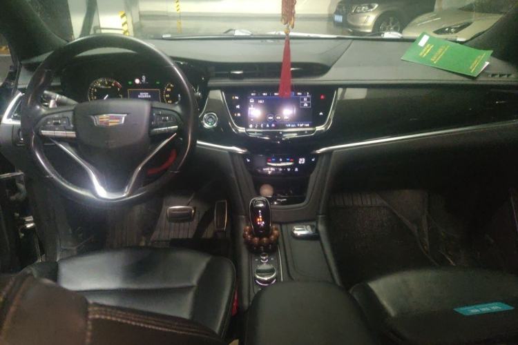 Used Cadillac XT6 2020 28T Six-Seater Luxury Sporty Enjoy-the-Comfort Safety Edition Center Console