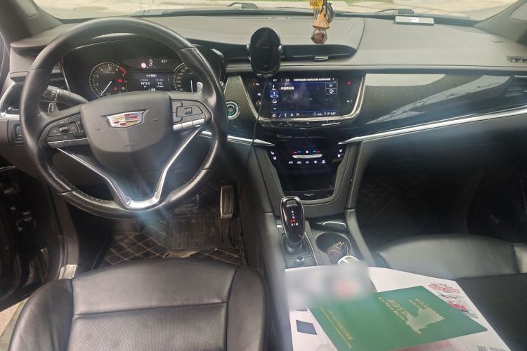 Used Cadillac XT6 2020 28T Six-Seater Four-Wheel-Drive Leading Sport Model Center Console
