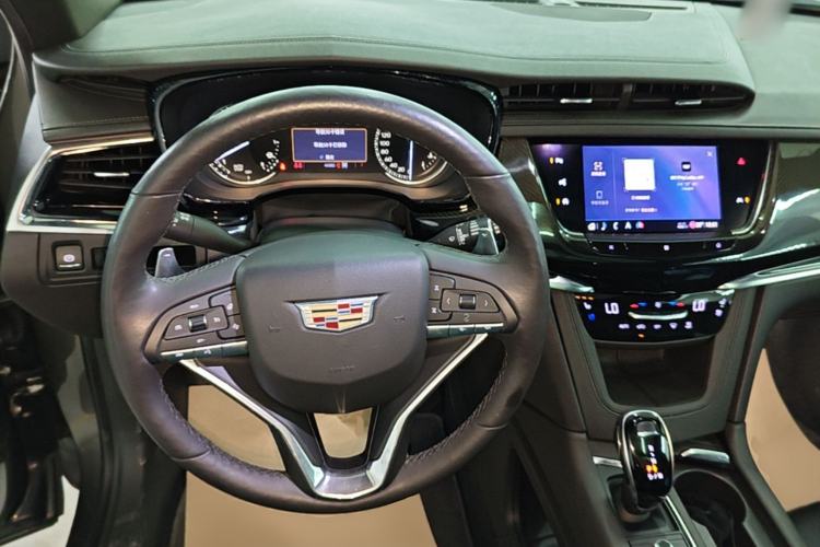 Used Cadillac XT6 2020 28T Six-Seater Four-Wheel-Drive Luxury Sport Vehicle Center Console