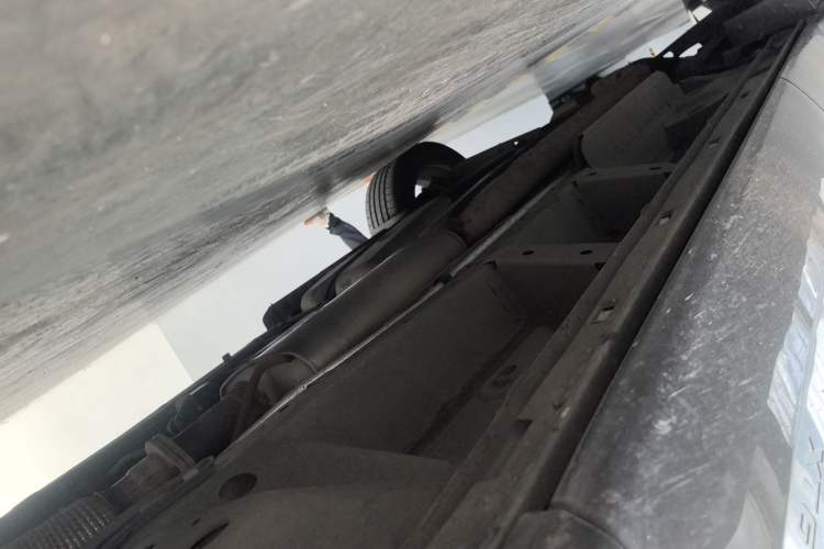 Used Cadillac XT6 2020 28T Six-Seater Four-Wheel-Drive Luxury Sport Vehicle Chassis Front Right