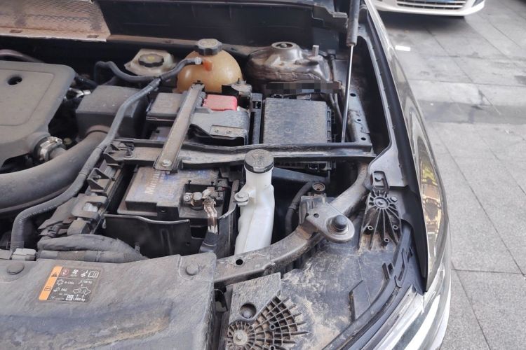 Used Cadillac XT6 2020 28T Six-Seater Luxury Version Engine Bay Left