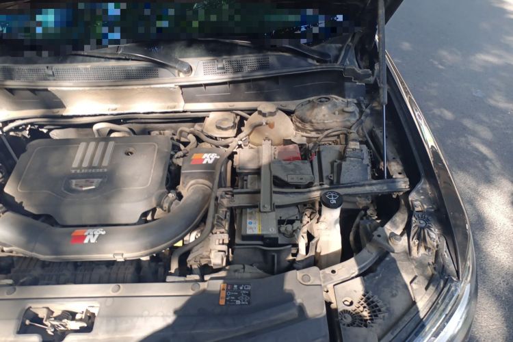 Used Cadillac XT6 2020 28T Six-Seater Four-Wheel-Drive Leading Sport Model Engine Bay Left