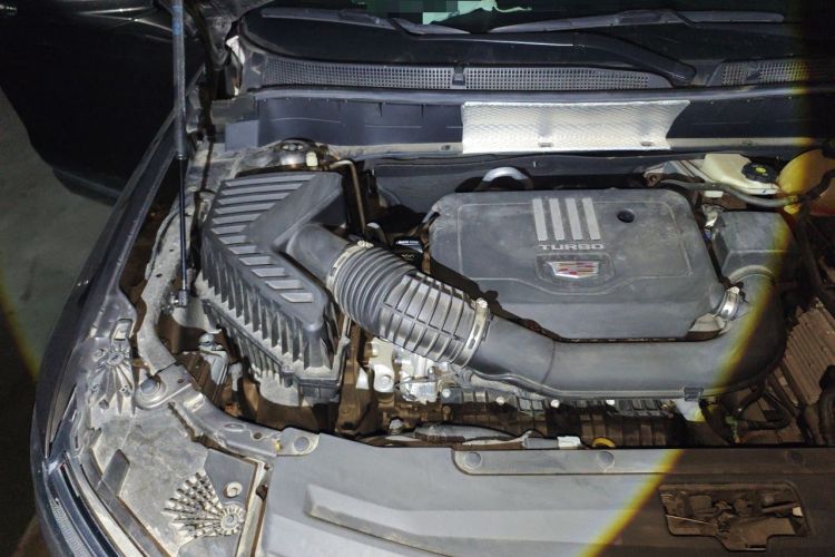 Used Cadillac XT6 2020 28T Six-Seater Luxury Version Engine Bay Right