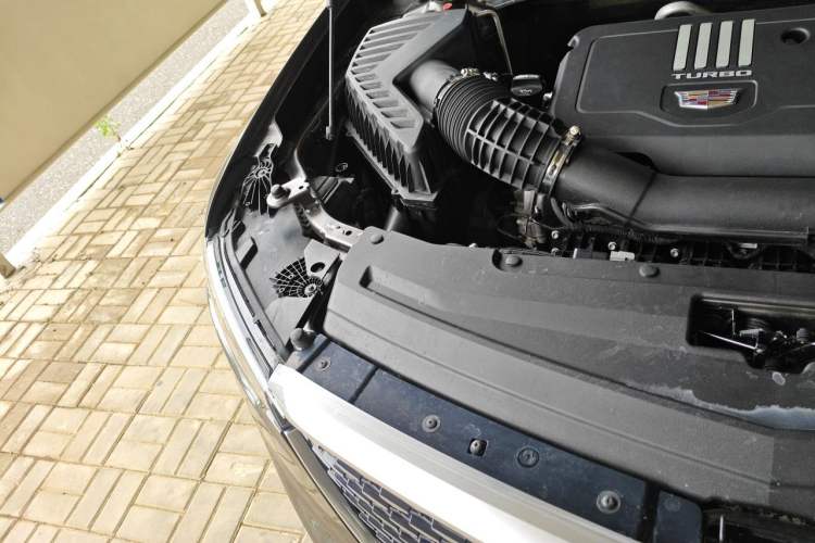 Used Cadillac XT6 2020 28T Six-Seater Four-Wheel-Drive Luxury Version Engine Bay Right