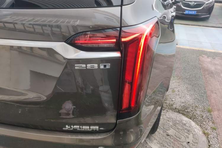 Used Cadillac XT6 2020 28T Six-Seater Four-Wheel-Drive Luxury Version Exterior 3