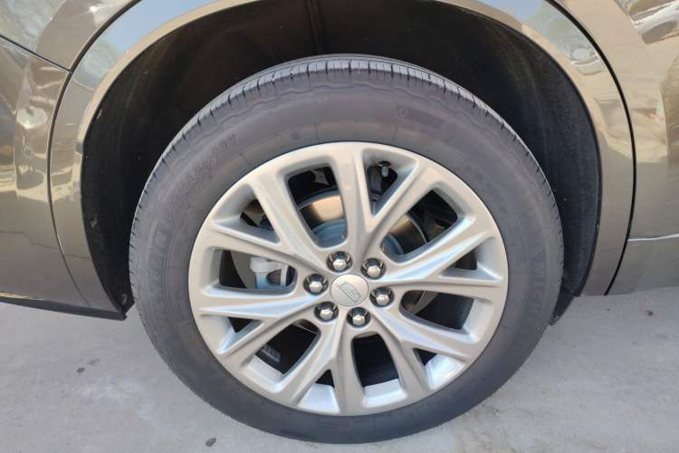 Used Cadillac XT6 2020 28T 7-Seater Luxury Sporty Enjoy-the-Comfort Safety Edition Exterior 5