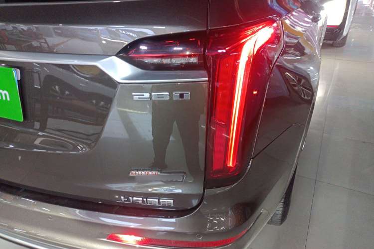 Used Cadillac XT6 2020 28T Six-Seater Four-Wheel-Drive Luxury Version Exterior 6