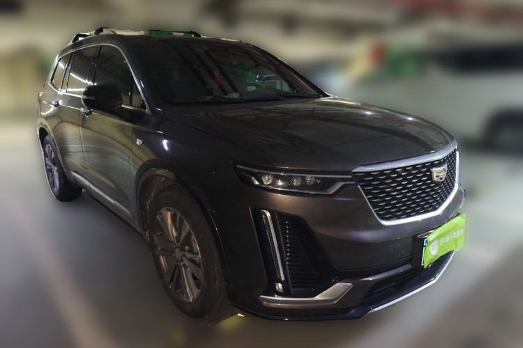 Used Cadillac XT6 2020 28T Six-Seater Luxury Version Front Right 45 Deg
