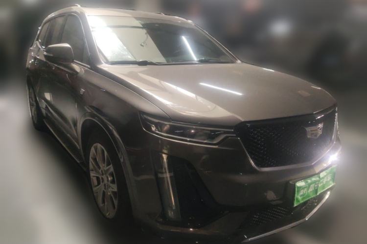 Used Cadillac XT6 2020 28T Six-Seater Luxury Sporty Enjoy-the-Comfort Safety Edition Front Right 45 Deg