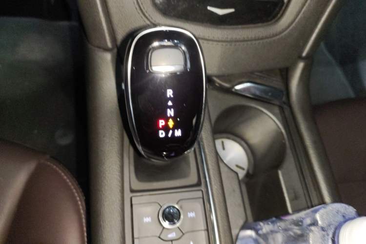 Used Cadillac XT6 2020 28T Seven-Seater Luxury Version Gear Lever