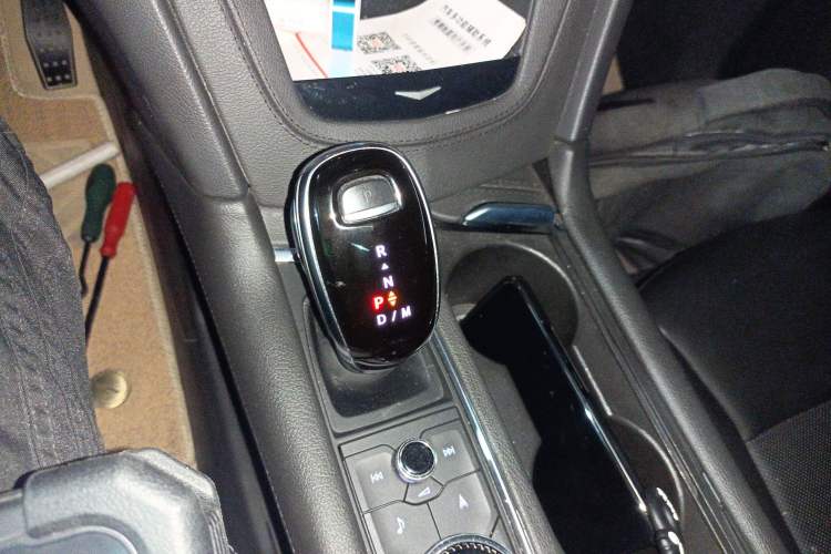 Used Cadillac XT6 2020 28T Six-Seater Four-Wheel-Drive Luxury Version Gear Lever