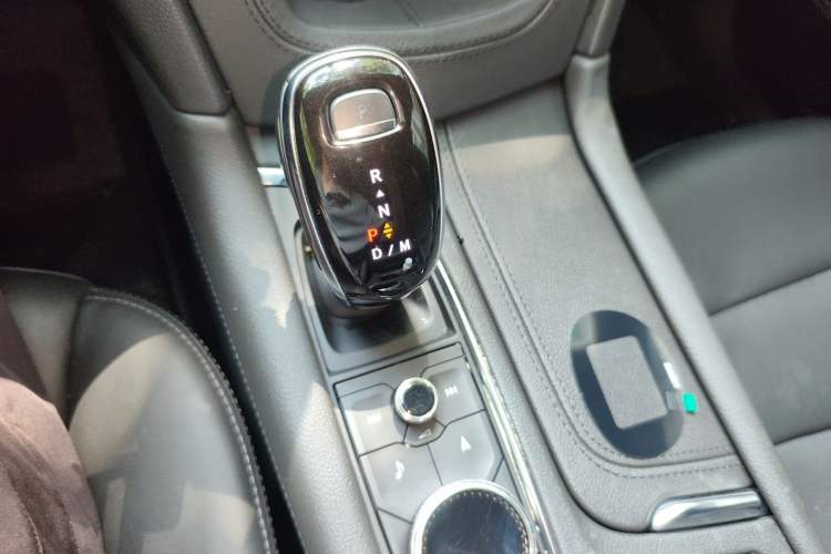 Used Cadillac XT6 2020 28T Six-Seater Luxury Version Gear Lever
