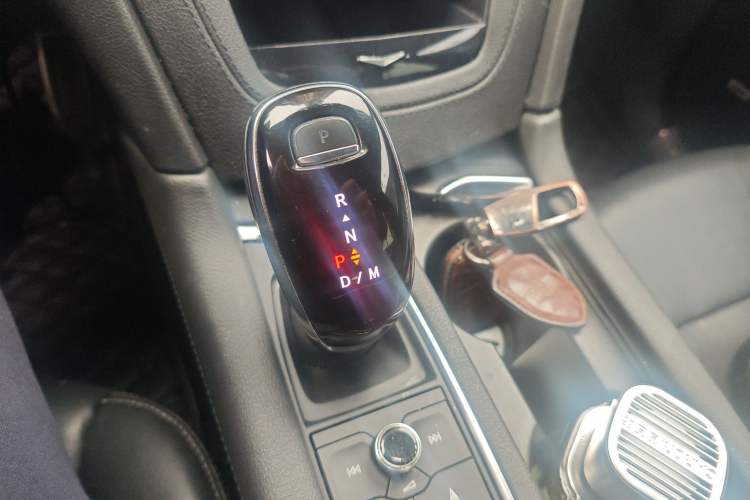 Used Cadillac XT6 2020 28T Six-Seater Four-Wheel-Drive Leading Sport Model Gear Lever