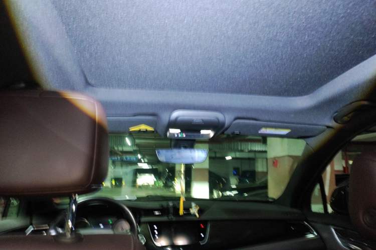 Used Cadillac XT6 2020 28T Seven-Seater Luxury Version Headliner