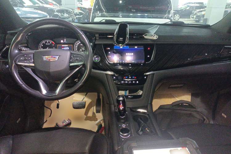 Used Cadillac XT6 2020 28T Six-Seater Four-Wheel-Drive Luxury Version Interior 2