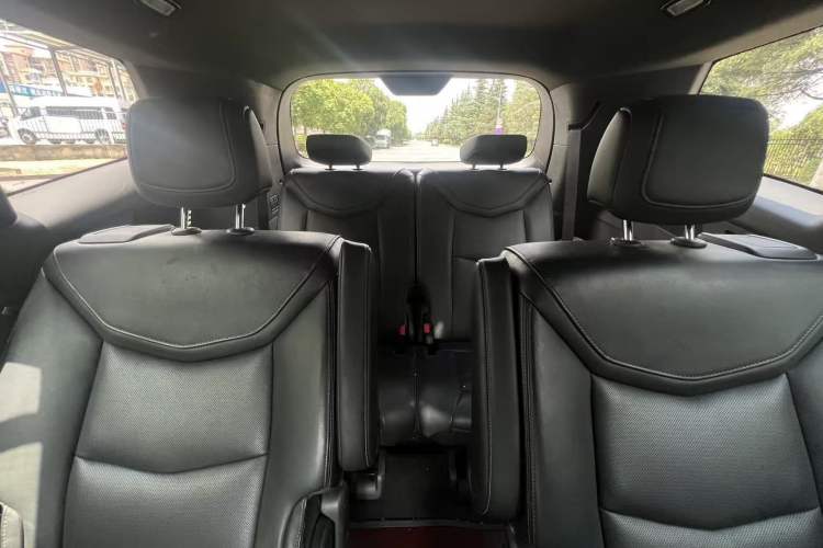 Used Cadillac XT6 2020 28T Six-Seater Four-Wheel-Drive Luxury Version Interior 2