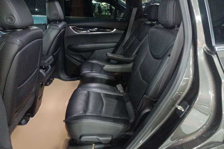Used Cadillac XT6 2020 28T Six-Seater Four-Wheel-Drive Luxury Version Interior 4