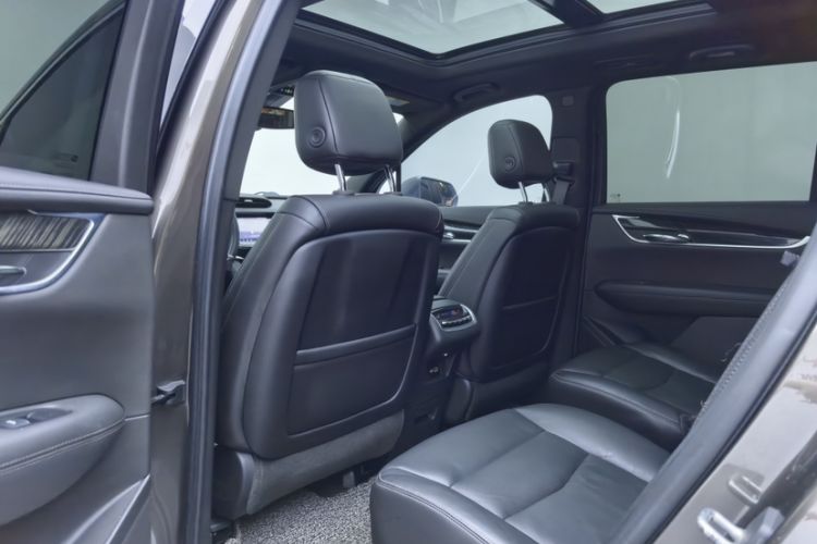 Used Cadillac XT6 2020 28T Six-Seater Four-Wheel-Drive Luxury Version Interior 5