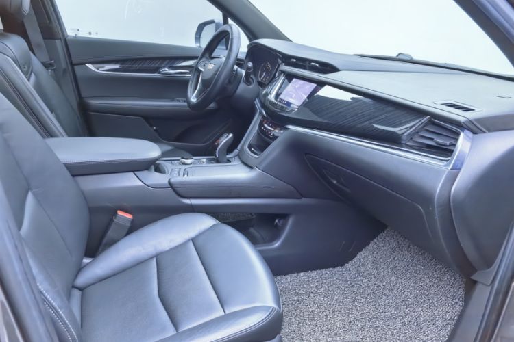 Used Cadillac XT6 2020 28T Six-Seater Four-Wheel-Drive Luxury Version Interior 7