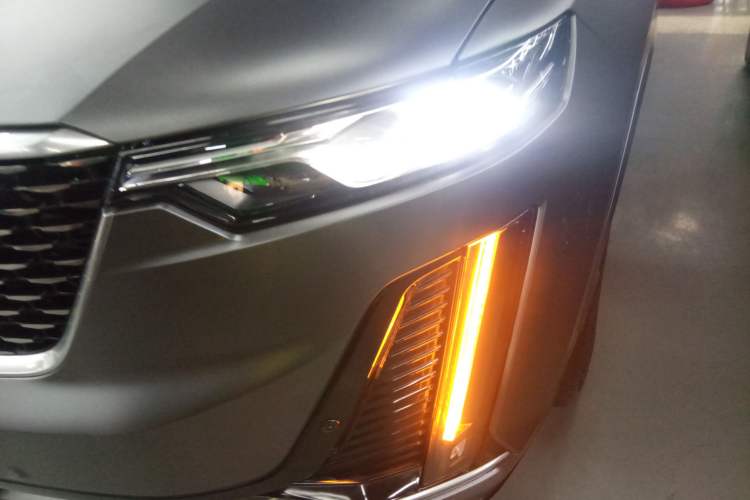 Used Cadillac XT6 2020 28T Seven-Seater Fashion Edition Left Front Headlight