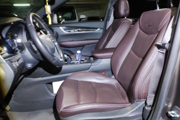 Used Cadillac XT6 2020 28T Seven-Seater Luxury Version Left Front Seat