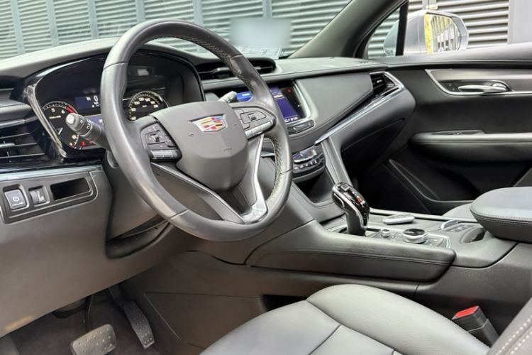 Used Cadillac XT6 2020 28T Seven-Seater Fashion Edition Left Front Seat
