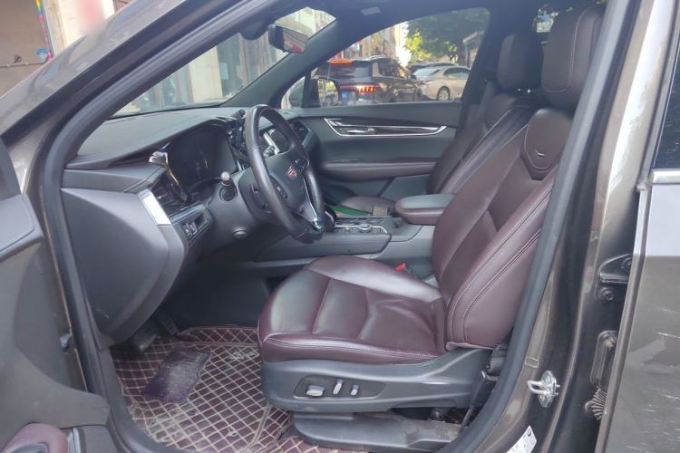 Used Cadillac XT6 2020 28T Six-Seater Luxury Version Left Front Seat