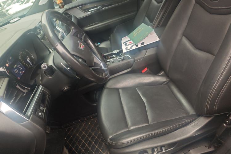 Used Cadillac XT6 2020 28T Six-Seater Four-Wheel-Drive Leading Sport Model Left Front Seat