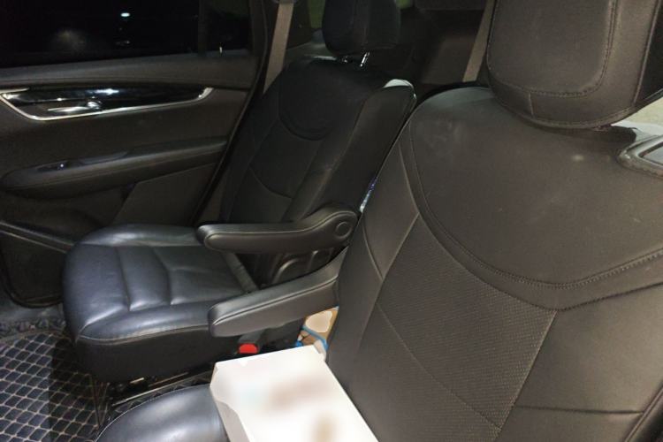Used Cadillac XT6 2020 28T Six-Seater Luxury Version Left Rear Seat