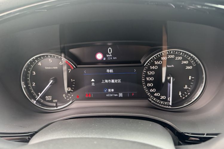 Used Cadillac XT6 2020 28T Six-Seater Four-Wheel-Drive Luxury Version Odometer Close Up