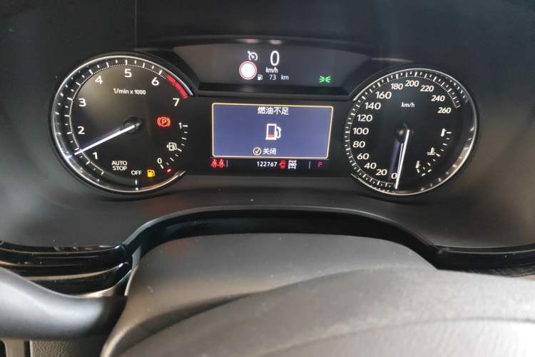Used Cadillac XT6 2020 28T Six-Seater Four-Wheel-Drive Luxury Version Odometer Close Up