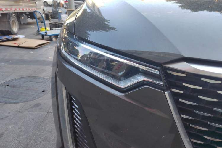 Used Cadillac XT6 2020 28T Six-Seater Luxury Version Right Front Headlight
