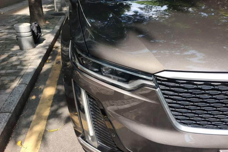 Used Cadillac XT6 2020 28T Six-Seater Luxury Version Right Front Headlight