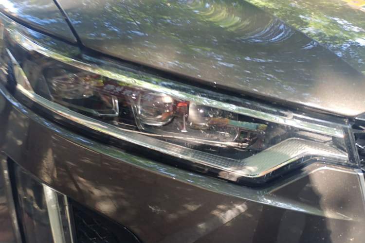 Used Cadillac XT6 2020 28T Six-Seater Four-Wheel-Drive Leading Sport Model Right Front Headlight