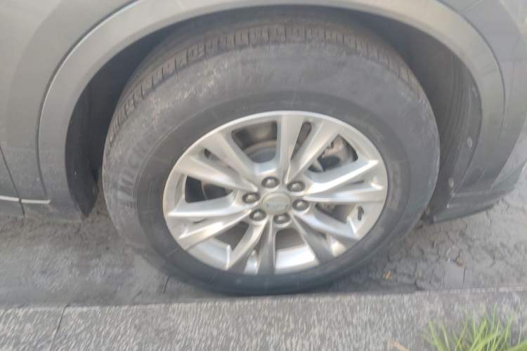 Used Cadillac XT6 2020 28T 7-Seater Four-Wheel Drive Luxury Version Right Front Wheel Hub