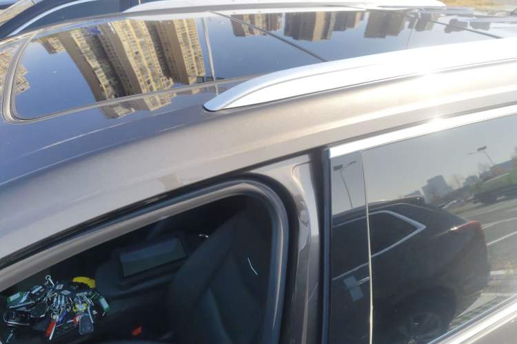 Used Cadillac XT6 2020 28T Six-Seater Luxury Version Roof