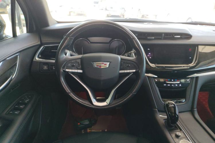 Used Cadillac XT6 2020 28T 7-Seater Luxury Sporty Enjoy-the-Comfort Safety Edition Steering Wheel