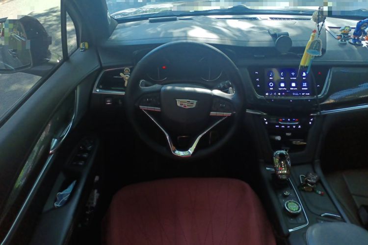 Used Cadillac XT6 2020 28T Six-Seater Four-Wheel-Drive Leading Sport Model Steering Wheel