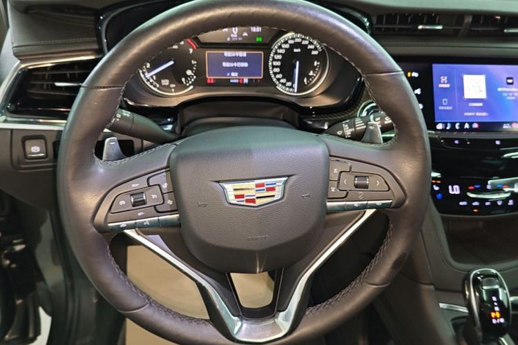 Used Cadillac XT6 2020 28T Six-Seater Four-Wheel-Drive Luxury Sport Vehicle Steering Wheel