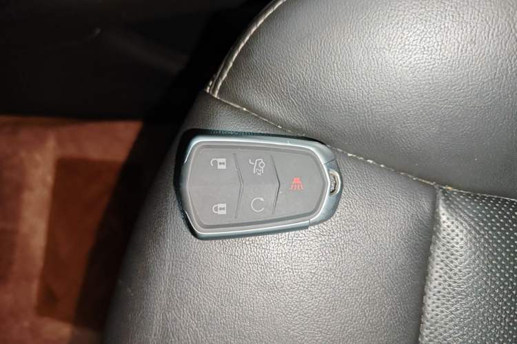 Used Cadillac XT6 2020 28T Six-Seater Four-Wheel-Drive Luxury Version Vehicle Key
