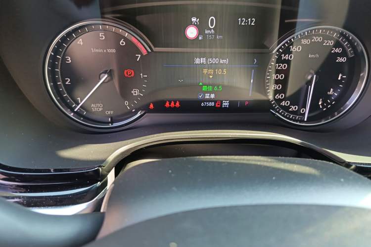 Used Cadillac XT6 2020 28T Seven-Seater Four-Wheel-Drive Leading Version Odometer Close Up