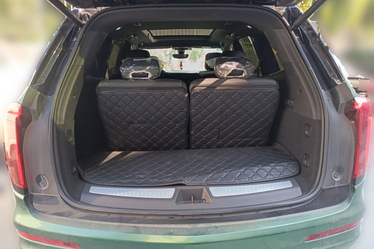 Used Cadillac XT6 2020 28T Seven-Seater Four-Wheel-Drive Leading Version Trunk