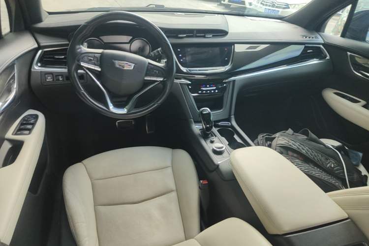 Used Cadillac XT6 2020 28T Seven-Seater Luxury Version Center Console